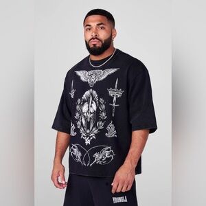 YOUNGLA ROYAL KNIGHT TEE